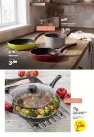 Volantino In'S Mercato Pagina 21: Padella con coperchio in vetro €7,99, Pentola in alluminio antiaderente €3,99