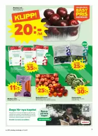 Coop Forum reklamblad vecka 33 Sida 3: Plommon i ask €20,00, Ekologisk sallad i påse €25,00