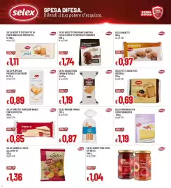 Volantino Famila Superstore Pagina 4: Pane per tramezzini bianco Selex €0,85, Selex fette biscottate integrali €0,69