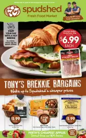 Spudshed catalogue week 33 Page 1: Farm Selection Eggs Jumbo €15,00, Cape Naturaliste Shredded Cheese €5,99