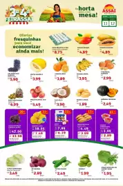Encarte Assaí Atacadista Página 1: Nacional - maçã nacional fuji €5,49, Mamão-formosa €4,89