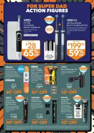 Shaver Shop catalogue Page 24: Gillette Fusion5 Power Razor €19,95, Transform-U sUpper-close+ T-1000 Trimmer €139,00