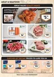 Foodworks catalogue week 33 Page 5: Australian Lamb BBQ Chops €19,99, Slope & Sons BBQ Sausages €6,99