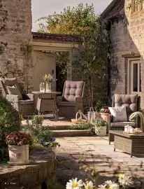 B&Q brochure Page 8