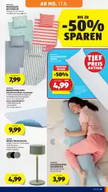 Hofer Flugblatt Seite 33: Casalux Mikro Tischleuchte €4,99, Novitesse Seitenschläfer-Kissenbezug €3,99