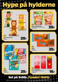 Netto tilbudsavis uge 33 Side 17: Lay's Paysanne chips €20,00, Noomz frysetørret slik €20,00