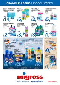 Volantino Migross Supermercati e Market Pagina 4: Gillette Venus rasoi assortiti €5,29, Candeggina Ace Gentile €3,29