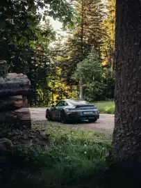 Porsche catalogue Page 11