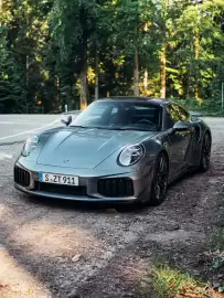 Porsche catalogue Page 5