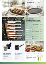 Catalog Carrefour Pagină 16: Tavă pizza 26x1cm €9,99, Tavă pentru 12 brioșe + forme din silicon €29,90