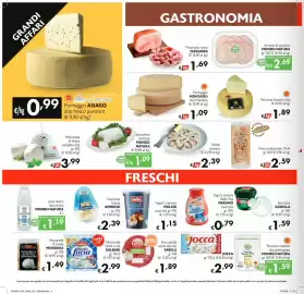 Volantino SuperW Pagina 4: Scamorza bianca Ambrosi €2,39, Formaggio Montasio dop mezzano €1,09