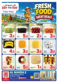Day To Day catalogue week 33 Page 1: Grapes green premium €3,25, Cherry €5,50