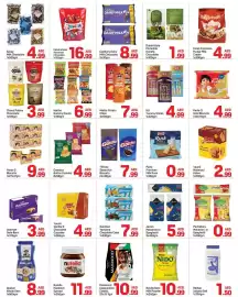 Day To Day catalogue week 33 Page 2: Saray milk chocolate €4,99, Celebrations assorted chocolate €16,99
