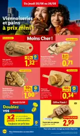Catalogue Lidl semaine 34 page 12: LIDL Chausson aux pommes €0,34, Barchetta aux quatre fromages €1,00