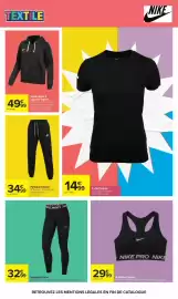 Catalogue Carrefour page 91: NIKE Legging femme €32,99, Nike Sweat zippé à capuche femme €49,99