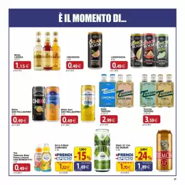 Volantino Docks Cash&Carry Pagina 27: Bbite Tassoni €2,99, Oran Soda €0,49