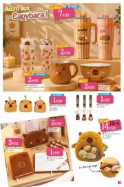 Catalogue Kandy page 3: Porte clefs porte monnaie €1,99, Peluche Maman et 4 bébés €14,99