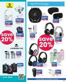 Clicks catalogue Page 21: Bounce Cord Series 3-in-1 Charging Cable €79,99, Safeway Portable CD Player & Radio €639,00