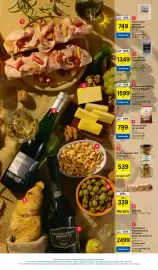Tesco akciós újság Oldal 19: Tesco magozott zöld olíva €539,00, Tesco finest cheddar sajt €1.349,00