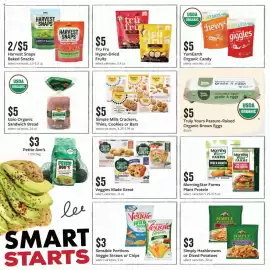 Fareway weekly ad week 34 Page 15: Harvest Snaps Baked Snacks €5,00, Sensible Portions Veggie Straws or Chips €3,00