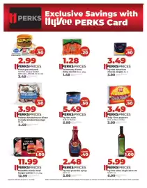 Hy-Vee weekly ad week 34 Page 6: Hy-Vee pancake syrup €2,48, Hy-Vee extra virgin olive oil €5,99