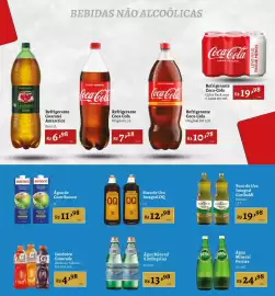 Folheto Novo Atacarejo Página 5: Água Mineral Perrier €24,98, Água Mineral S.Pellegrino €13,98