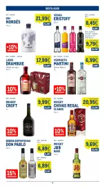 Catálogo Makro semana 34 Página 19: Whisky chivas regal 12 anos €20,95, Brandy croft €9,99