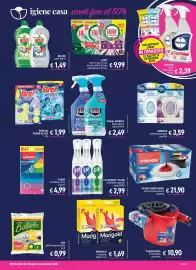 Volantino Determarket Pagina 5: Cif infinite+ clean €2,99, Viakal express bagno/doccia €2,49
