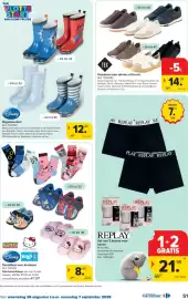 Carrefour folder Pagina 51: Sneakers voor dames of heren €14,99, Pantoffels voor kinderen €8,99