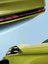 Porsche catalogue week 34 Page 2