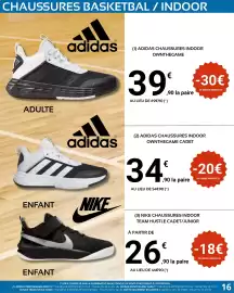 Catalogue E.Leclerc Sport page 16: Nike - chaussures indoor team hustle cadet/junior €26,90
