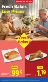 Lidl weekly ad week 35 Page 5: Cheese twist €1,19, Strawberry cream cheese Danish €0,99