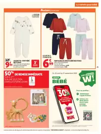 Catalogue Auchan page 27: Inextenso salopette + body bébé €9,99, Inextenso pantalons ou sweats bébé €6,99