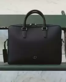 Folleto Dior Página 2