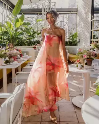 BCBGMAXAZRIA (válido hasta 30-08)