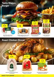 SuperValu leaflet Page 4: Green Isle Skinny Chips €2,15, Good Food Locally Sourced Wagyu Beef Burgers €5,50