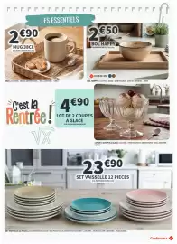 Catalogue Conforama page 15: Mug coloris-beige dimensions €2,90, Set vaisselle 12 pieces €23,90