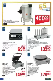 Metro Flugblatt Seite 50: Waffeleisen GWMB1000 €149,00, WAAGE GKS1015 €69,99