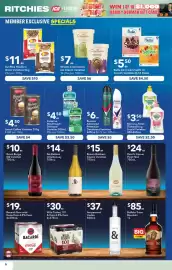 Ritchies catalogue week 35 Page 6: Streets Cremissimo Ice Cream Varieties €7,00, Jarrah Coffee Varieties €4,50