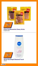 Action folder week 35 Pagina 15: Pinky hondensnacks Chewy Sticks €1,49, Nivea douchegel Diamond Touch €1,54