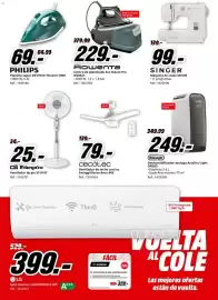 Folleto MediaMarkt Página 17: Rowenta centro de planchado eco steam pro dg9621 €229,00, Singer maquina de coser m1005 €99,00