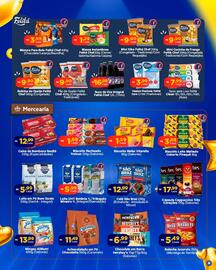 Encarte Super Show Página 4: Biscoito Wafer Vitarella €1,59, Achocolatado em Pó Chocolatto (Caramelo) €11,49