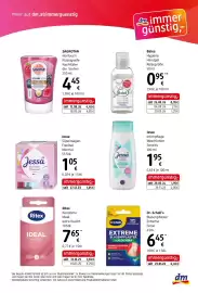 Dm Flugblatt Seite 9: SAGROTAN No-Touch Flüssigseife €4,45, Dr. Scholl's Blasenpflaster Extreme Ferse €6,45