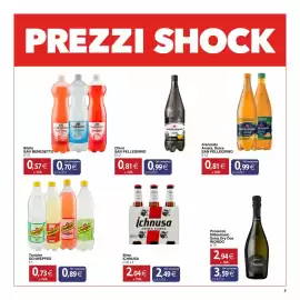 Volantino Docks Cash&Carry Pagina 5: Bibite SAN BENEDETTO €0,57, Aranciata Amara, Dolce SAN PELLEGRINO €0,81