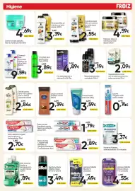 Folheto Froiz Página 17: Lâminas gillette blue3 €4,49, Pastilhas Polident branqueadoras €3,37