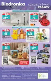 Biedronka gazetka Strona 44: Lampa pierścieniowa LED, Goldlux €24,99, Klocki magnetyczne Safari €149,00