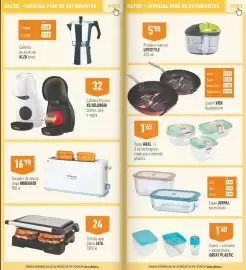 Folleto Supermercados Deza Página 17: Delonghi Cafetera Piccolo XS €32,00, Taper ARAL €1,65