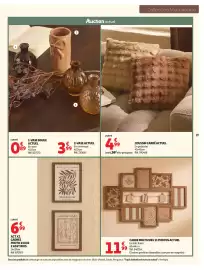 Catalogue Auchan page 19: COUSSIN CARRÉ ACTUEL €4,99, Cadre multivues 11 photos actuel €11,99