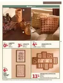 Catalogue Auchan | Inspiration déco page 19: COUSSIN CARRÉ ACTUEL €4,99, Cadre multivues 11 photos actuel €11,99