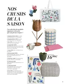 Catalogue Maisons du Monde page 31: Lampe plush €89,99, Sac €9,99